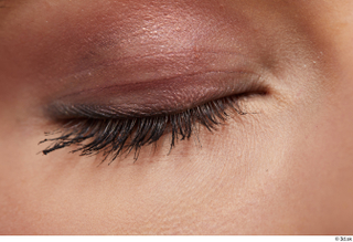 Groom references Malin  005 eye eyelash 0003.jpg